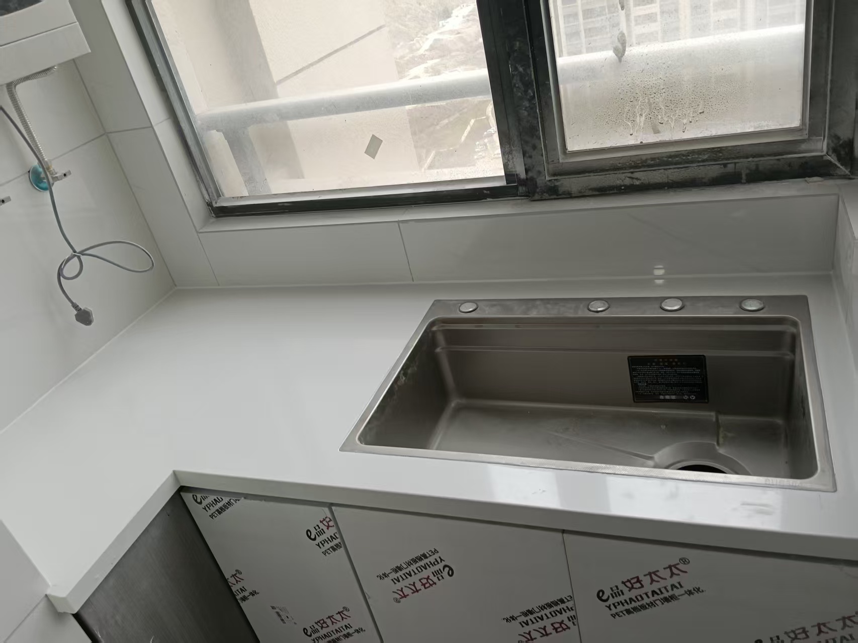 甘肃兰州花岗岩石材、干挂石材、地铺石、挡车球 生产加工厂家联系电话13919123140
