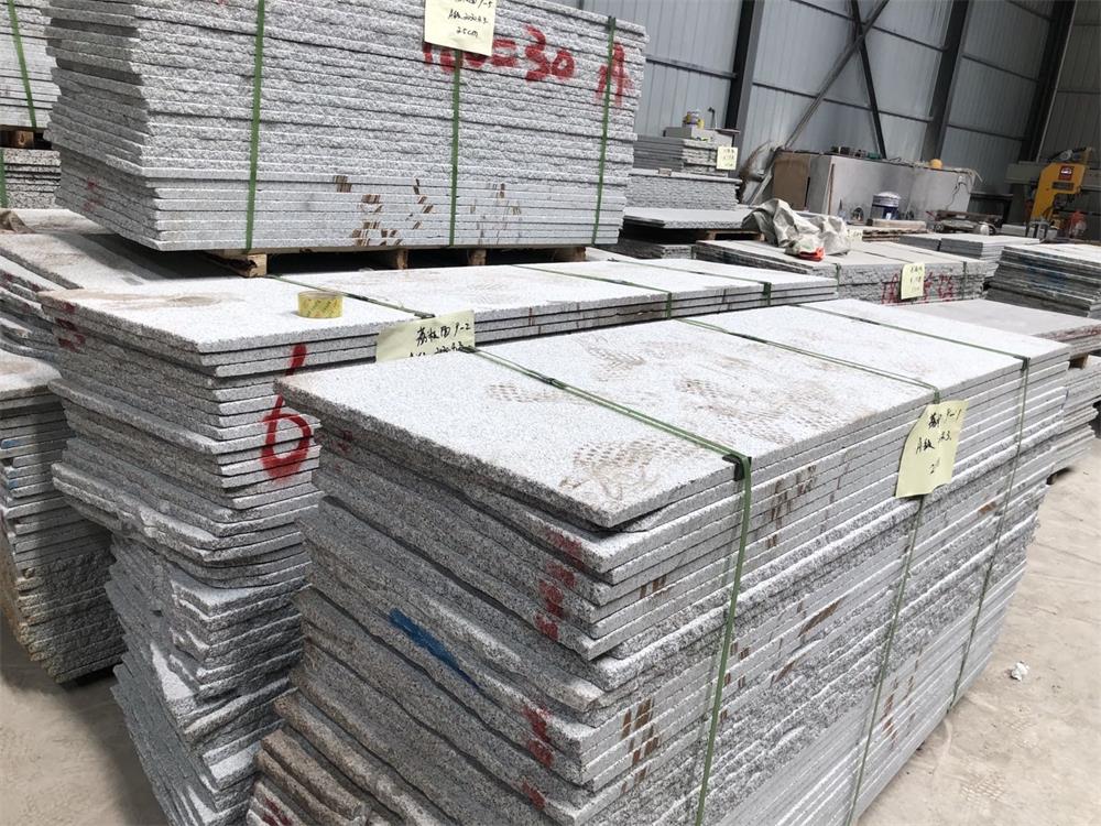 甘肃兰州宏泰石材有限公司生产加工及施工 各类花岗岩地铺料、干挂料及路沿石（路道牙）13919123140