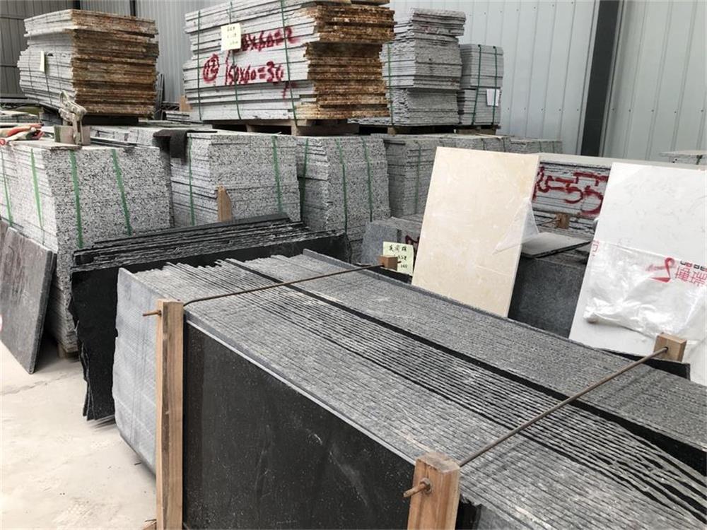 甘肃兰州宏泰石材有限公司生产加工及施工 各类花岗岩地铺料、干挂料及路沿石（路道牙）13919123140